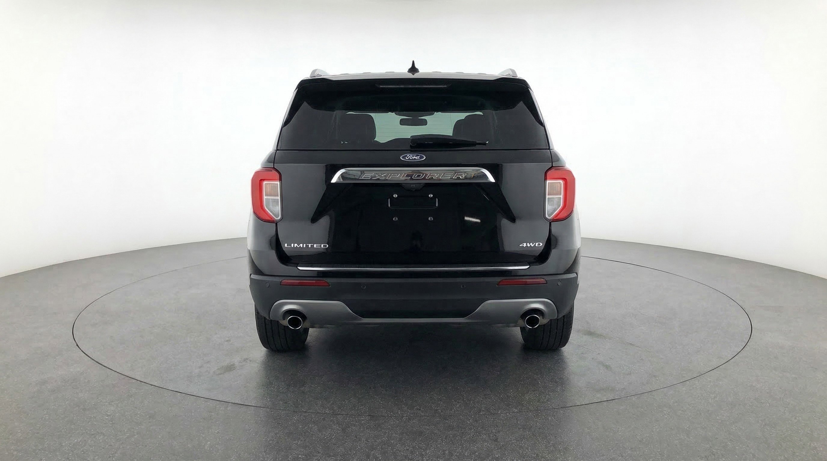 Used 2024 Ford Explorer Limited image 7