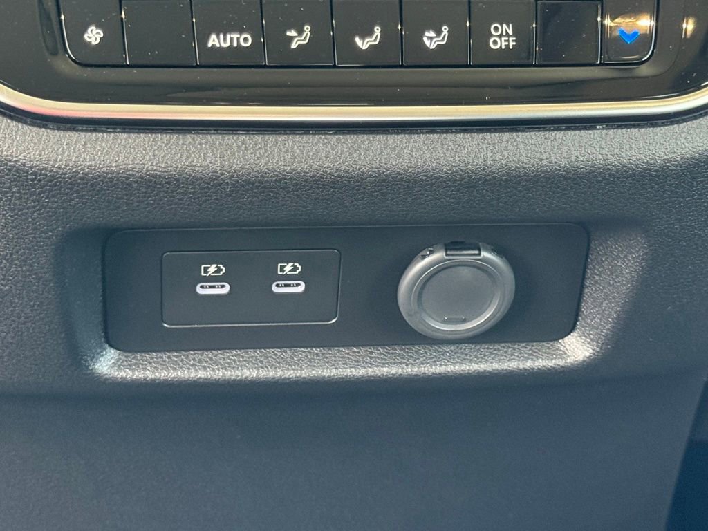 Used 2025 INFINITI QX80 Pure image 59