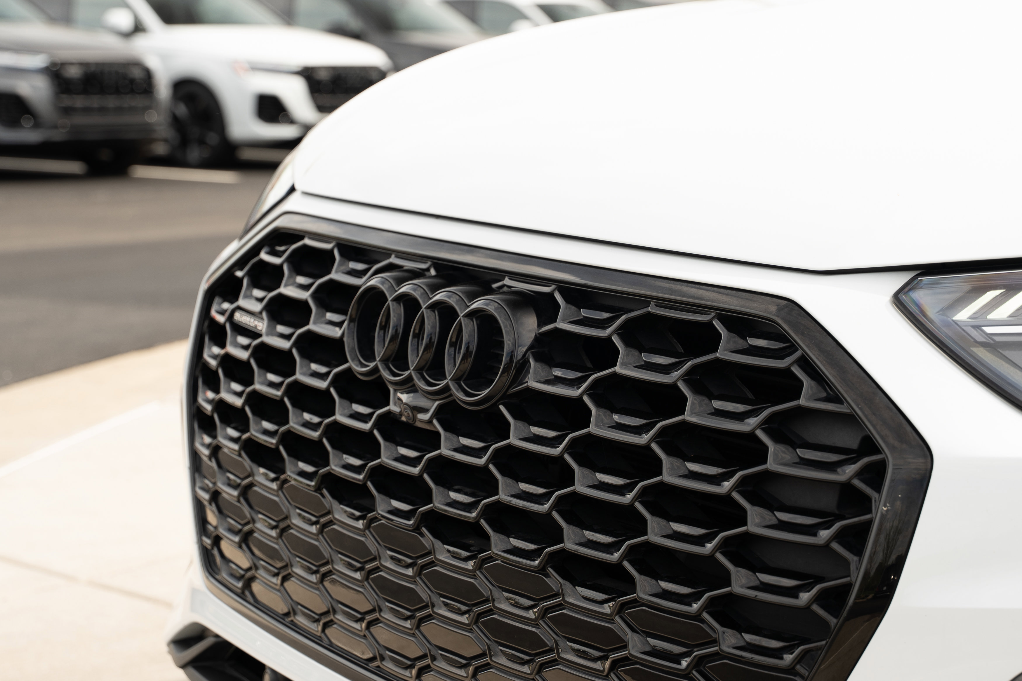 Certified 2022 Audi Q5 2.0T Prestige AWD/4WD image 37