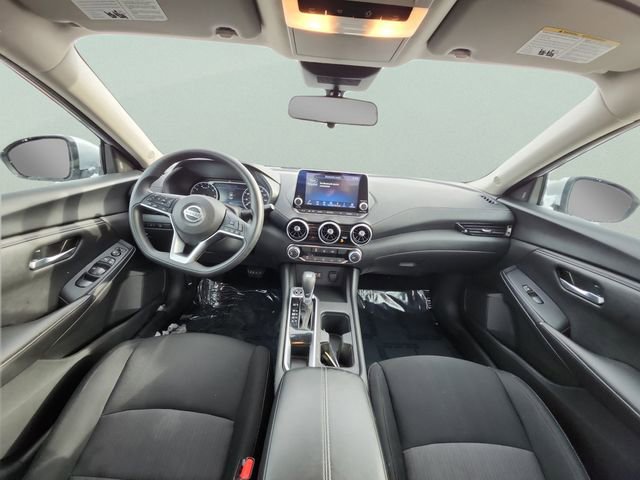 Used 2023 Nissan Sentra SV image 32