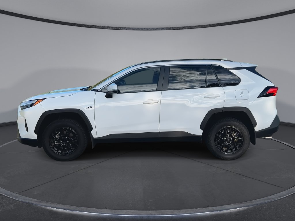 Certified 2025 Toyota RAV4 XLE FWD image 5