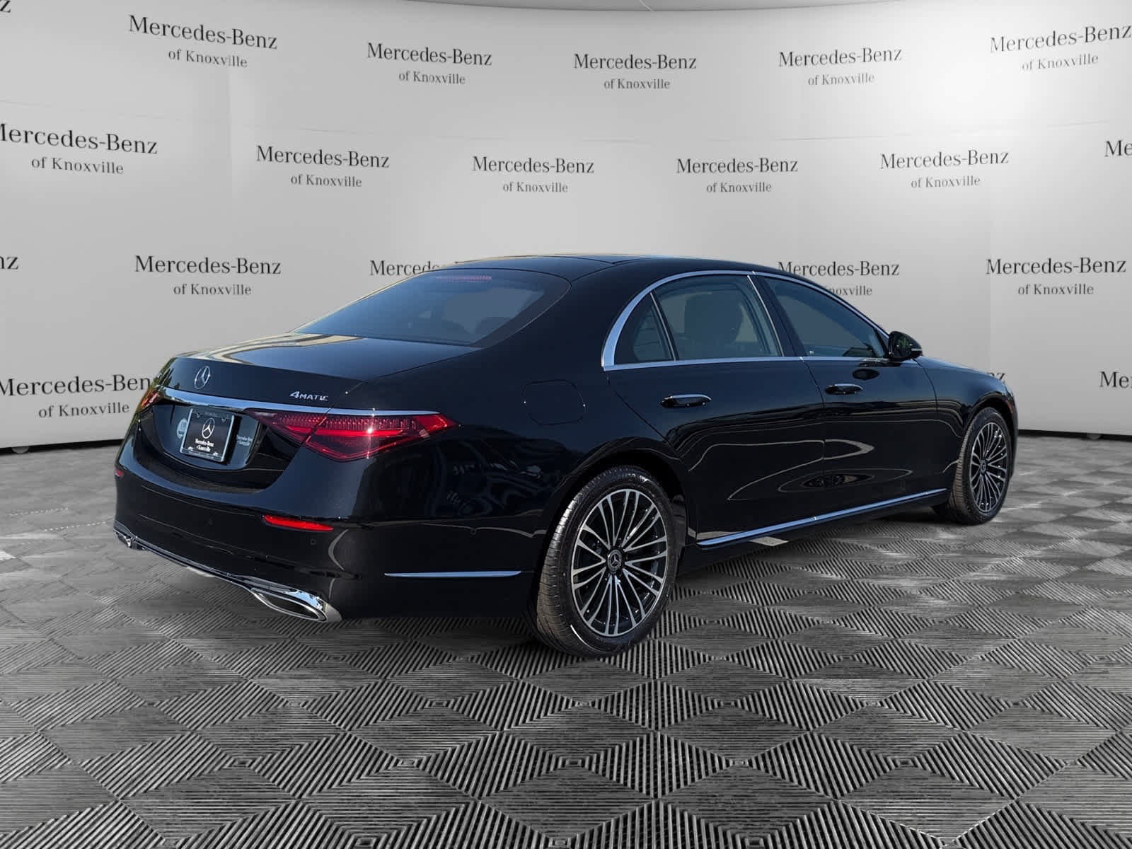Used 2026 Mercedes-Benz S 580 4MATIC Sedan image 5