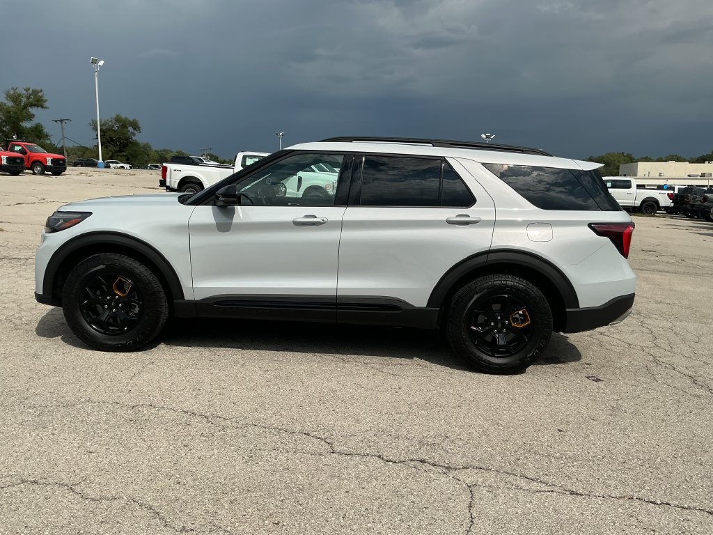 New 2026 Ford Explorer Tremor w/ Tremor Ultimate Package AWD/4WD image 2