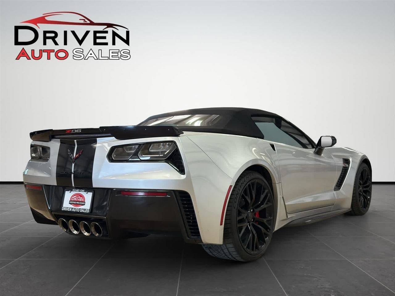 Used 2019 Chevrolet Corvette Z06 RWD image 6