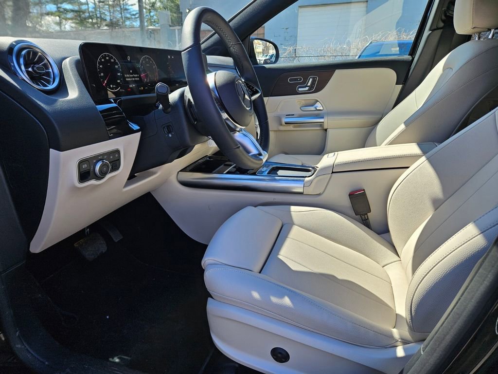 Certified 2026 Mercedes-Benz GLA 250 4MATIC image 17