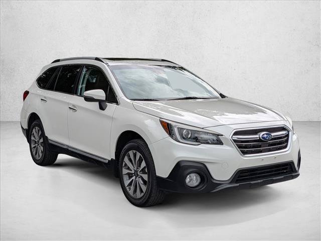 Used 2018 Subaru Outback 2.5i Touring AWD/4WD image 3