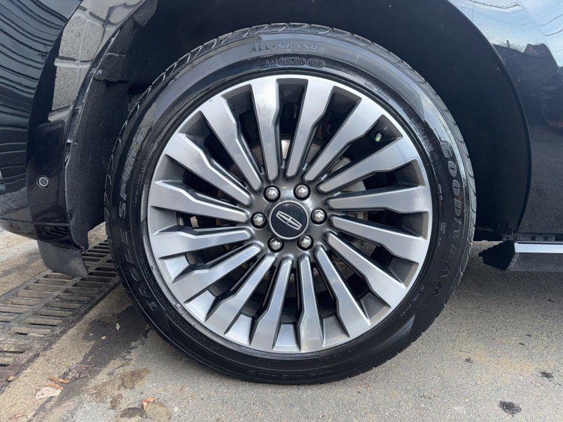 Used 2019 Lincoln Navigator Reserve w/ Cargo Package image 50