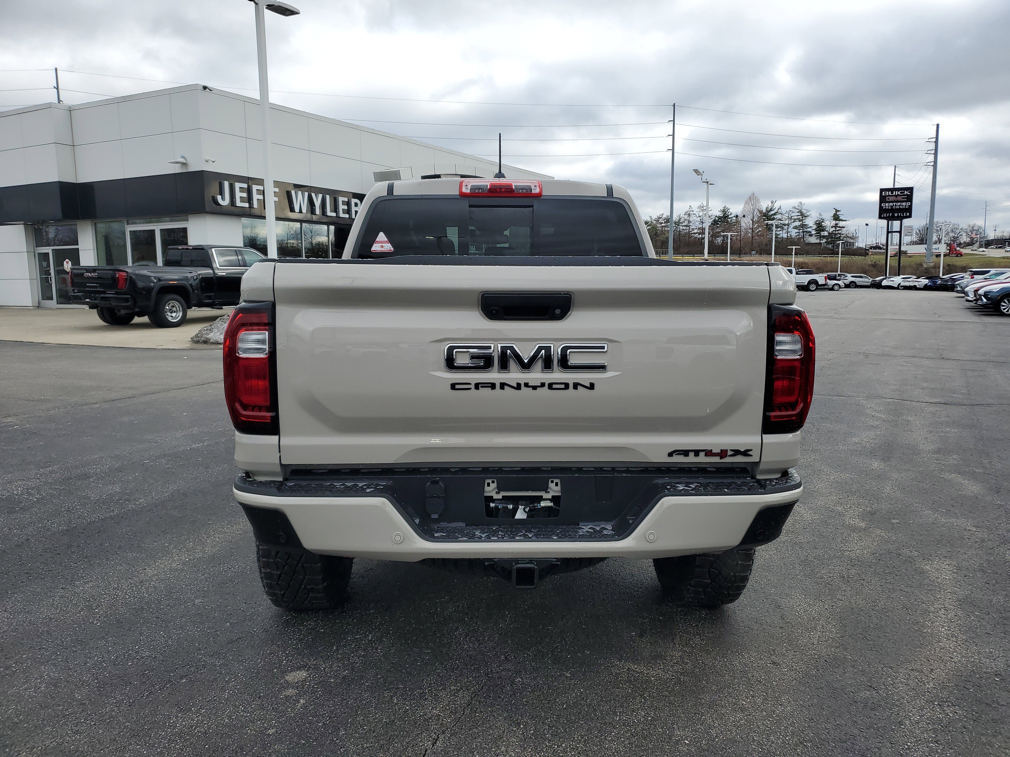New 2026 GMC Canyon AT4X w/ LPO, Black Badging Package image 5