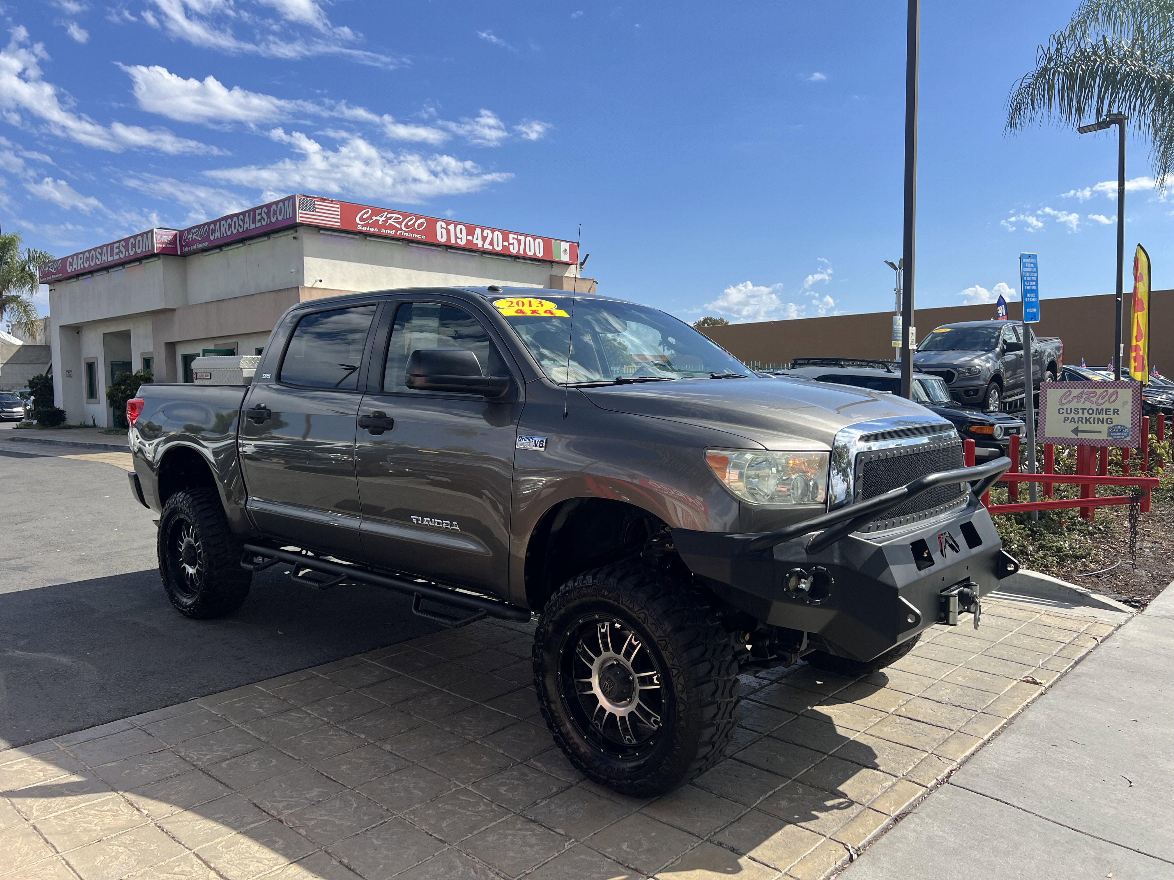 Used 2013 Toyota Tundra 4x4 CrewMax w/ SR5 Pkg image 2
