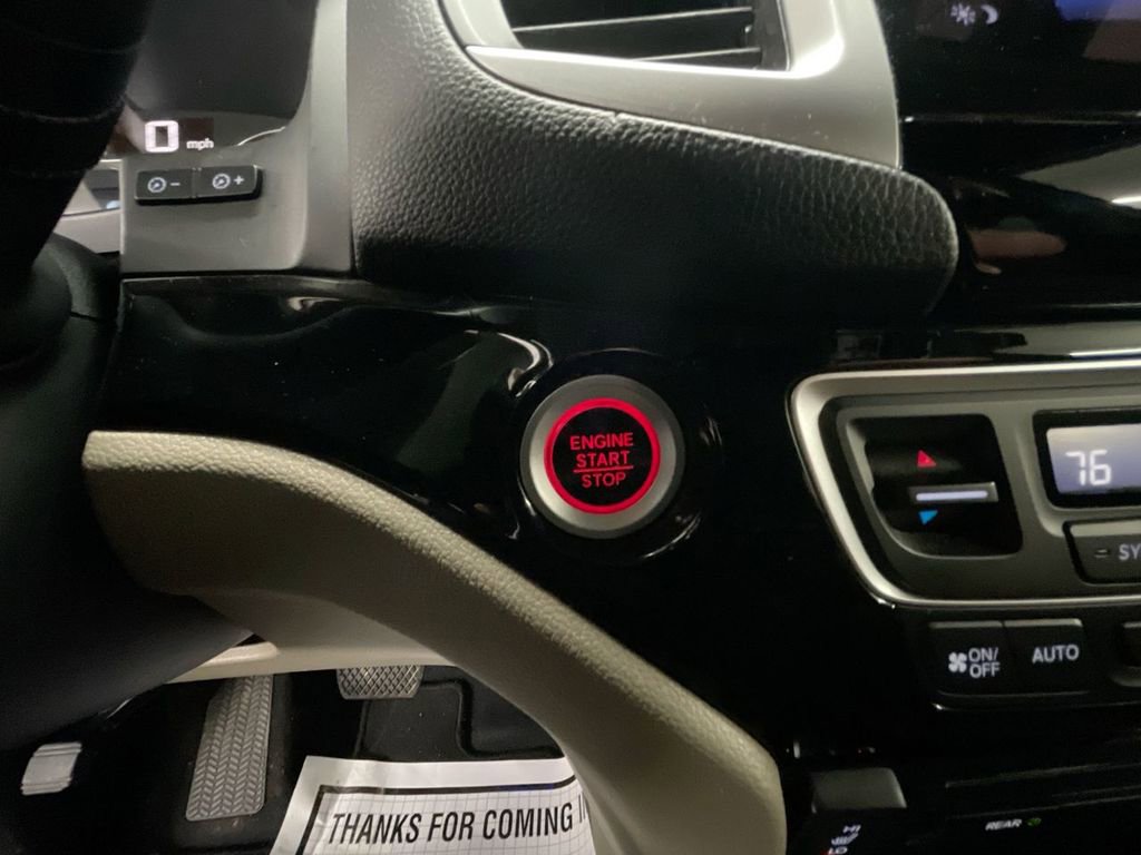 Used 2017 Honda Pilot Touring image 17