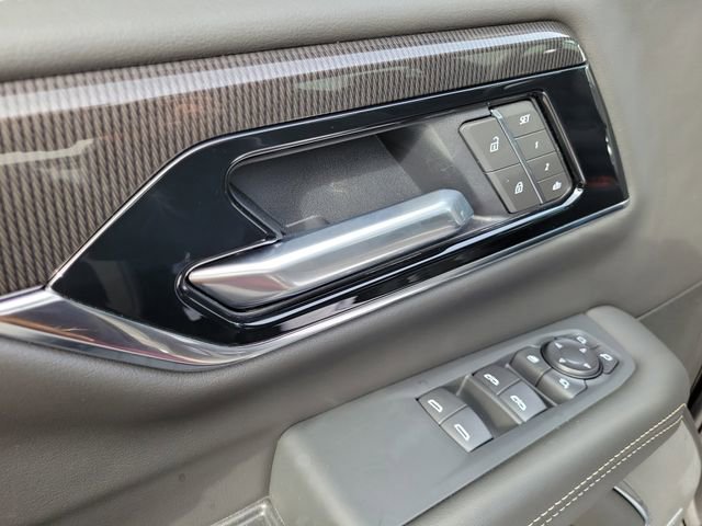 New 2026 GMC Yukon XL Elevation image 21