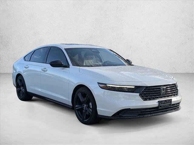 Used 2023 Honda Accord Sport image 3