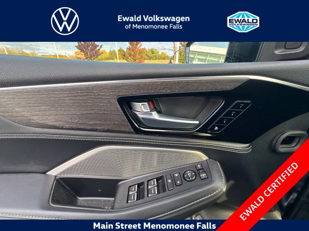 Used 2022 Acura MDX w/ Advance Package AWD/4WD image 23