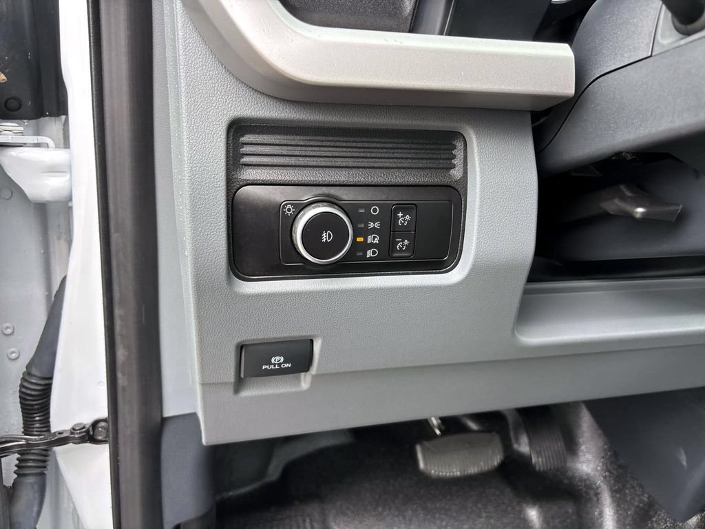 Used 2023 Ford F550 2WD Regular Cab Super Duty image 11