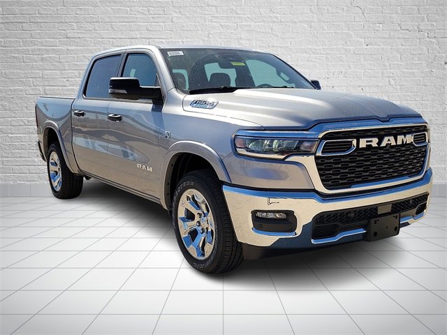 New 2026 RAM 1500 4x4 Crew Cab image 6
