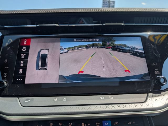 Used 2025 Jeep Wagoneer S Limited AWD/4WD image 28