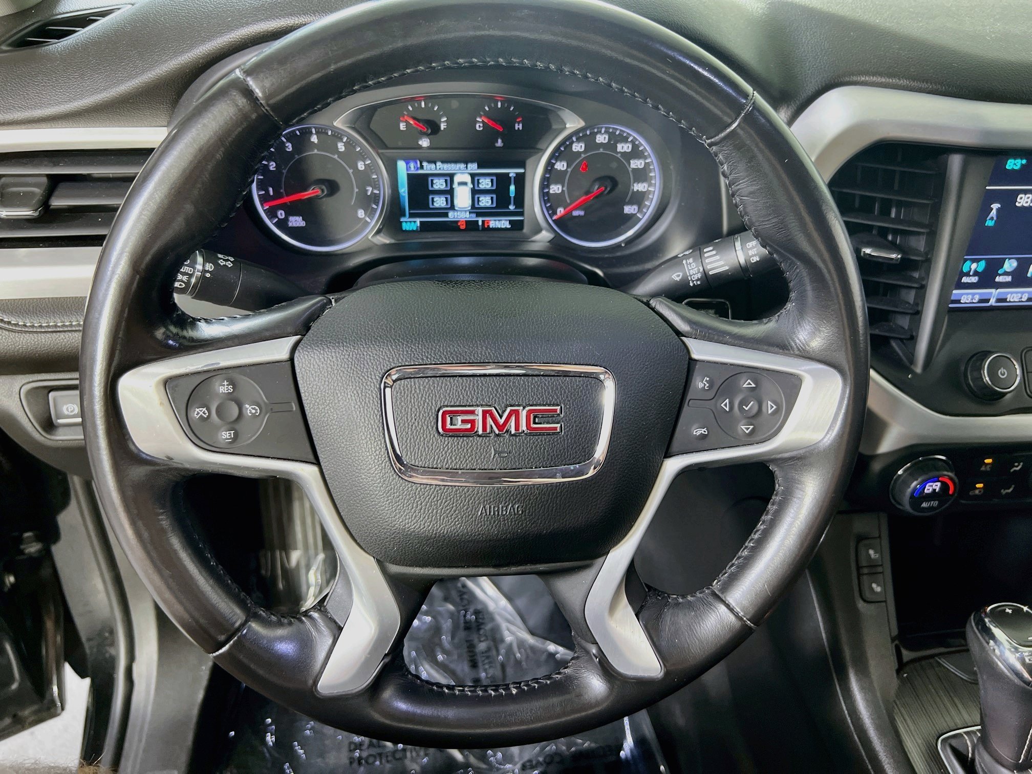 Used 2019 GMC Acadia SLT w/ LPO, Floor Liner Package AWD/4WD image 11