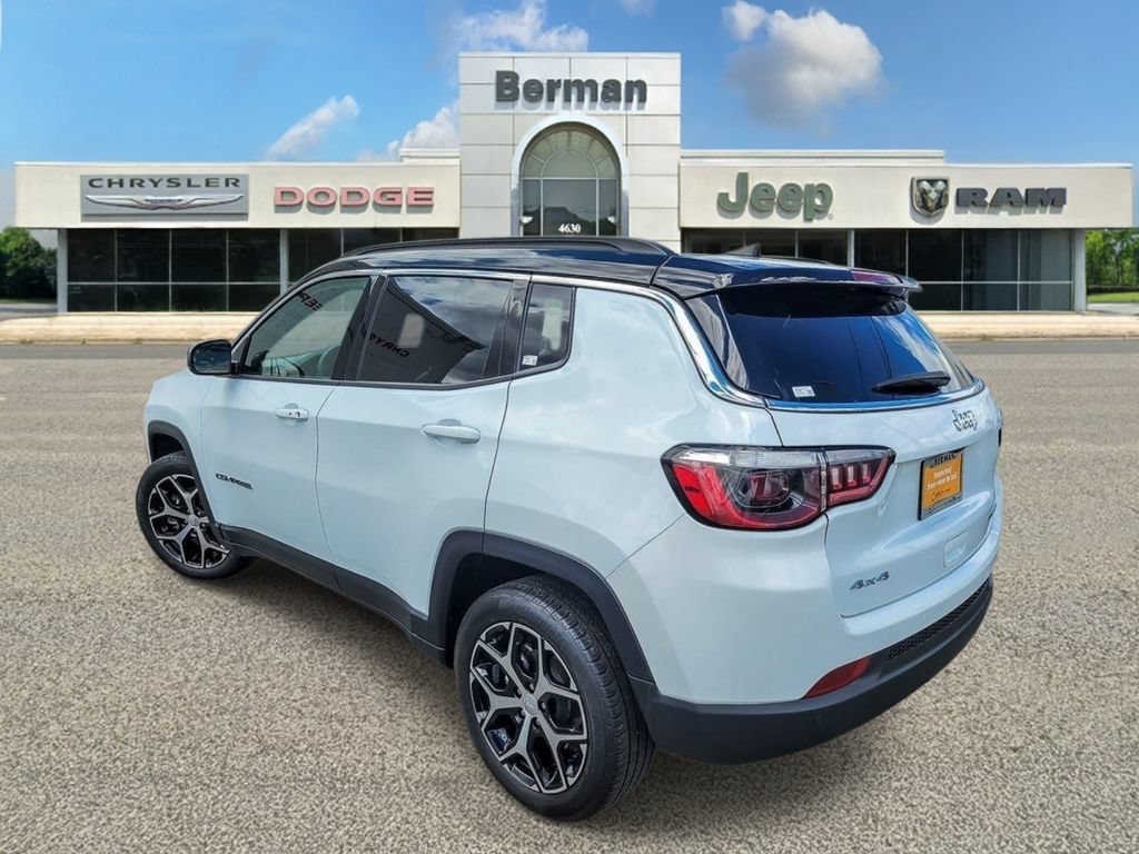 Certified 2024 Jeep Compass Limited AWD/4WD image 8