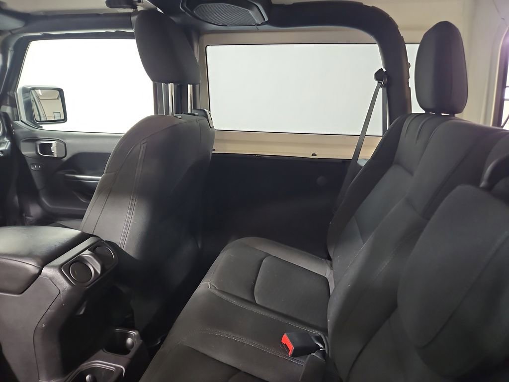 Used 2019 Jeep Wrangler Sport S image 21