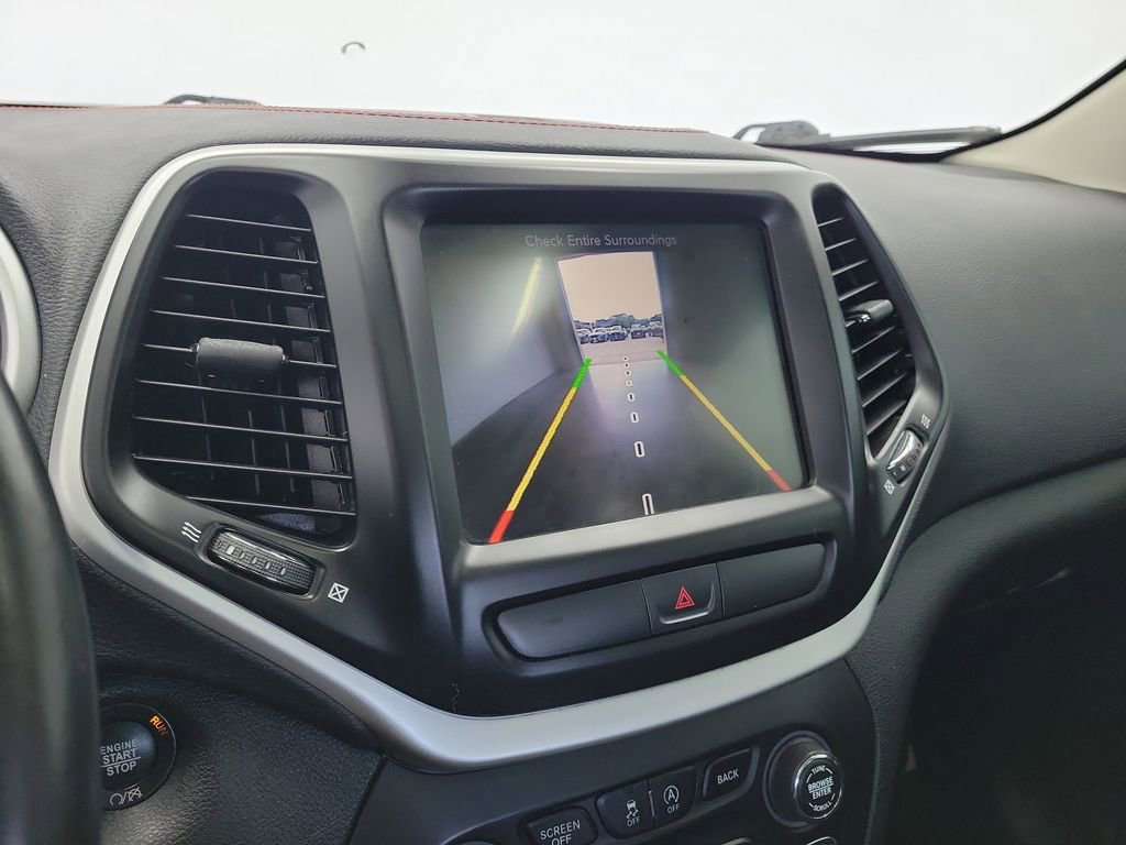 Used 2017 Jeep Cherokee Trailhawk image 29