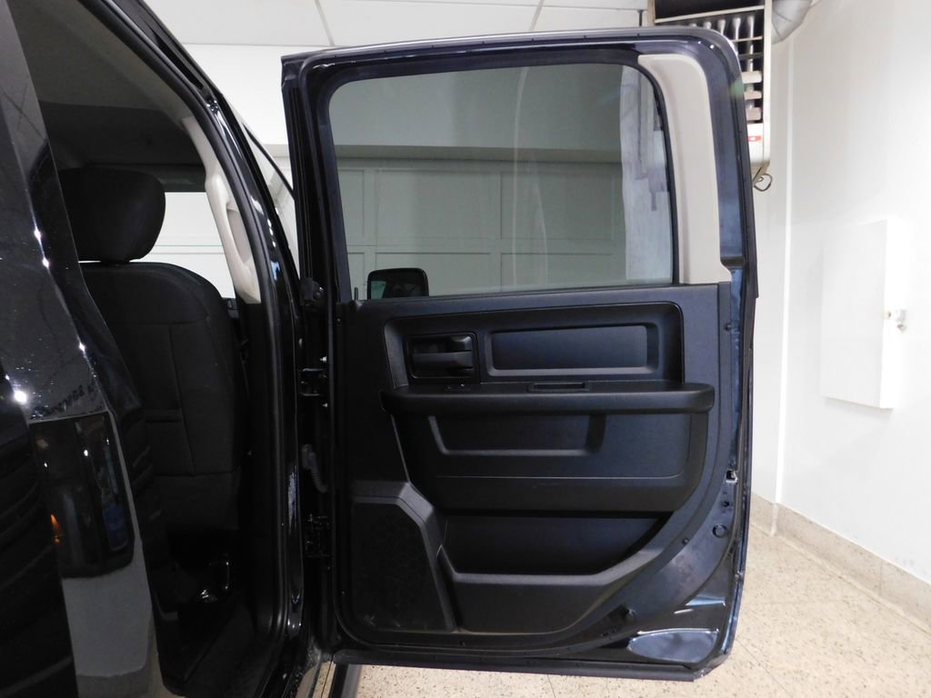 Used 2022 RAM 1500 Express w/ Wheel & Sound Group image 89