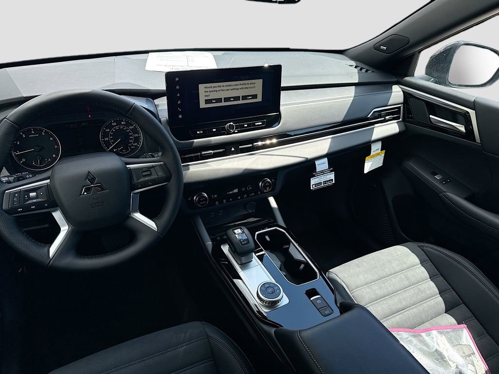 New 2026 Mitsubishi Outlander LE FWD image 22