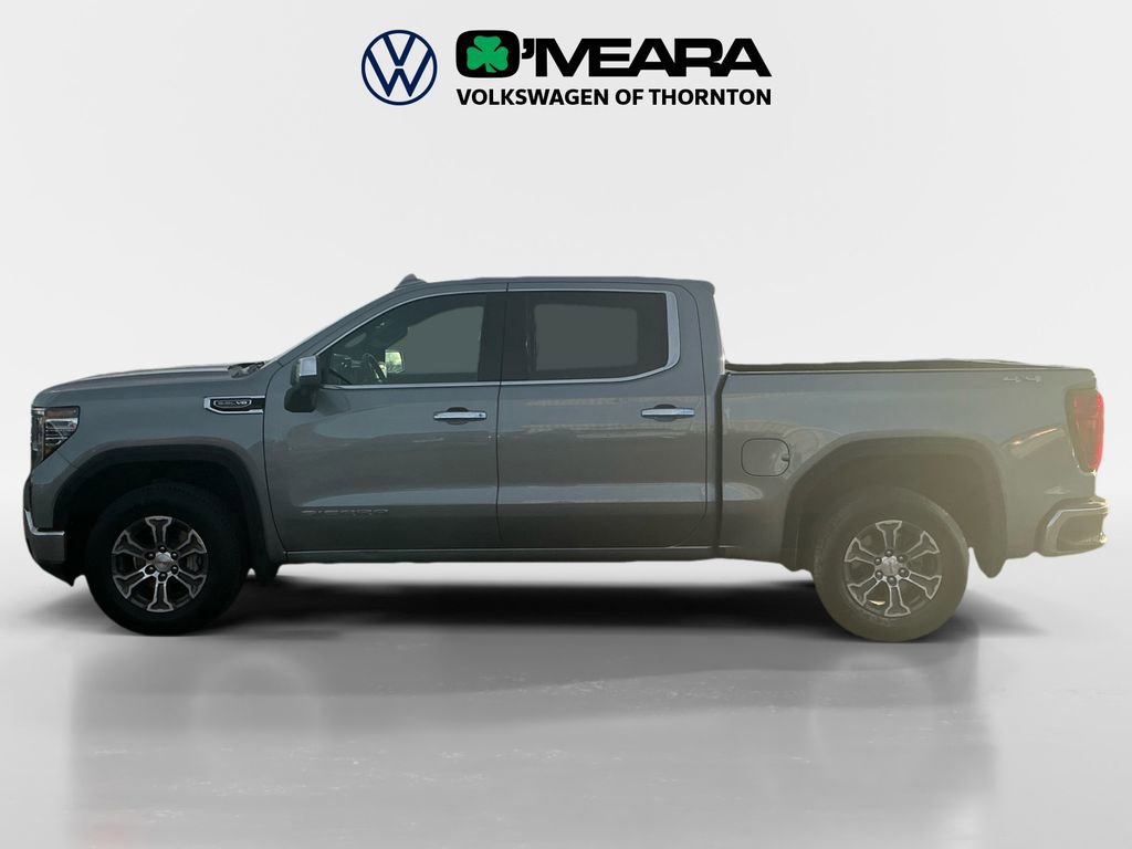 Used 2024 GMC Sierra 1500 SLT image 2