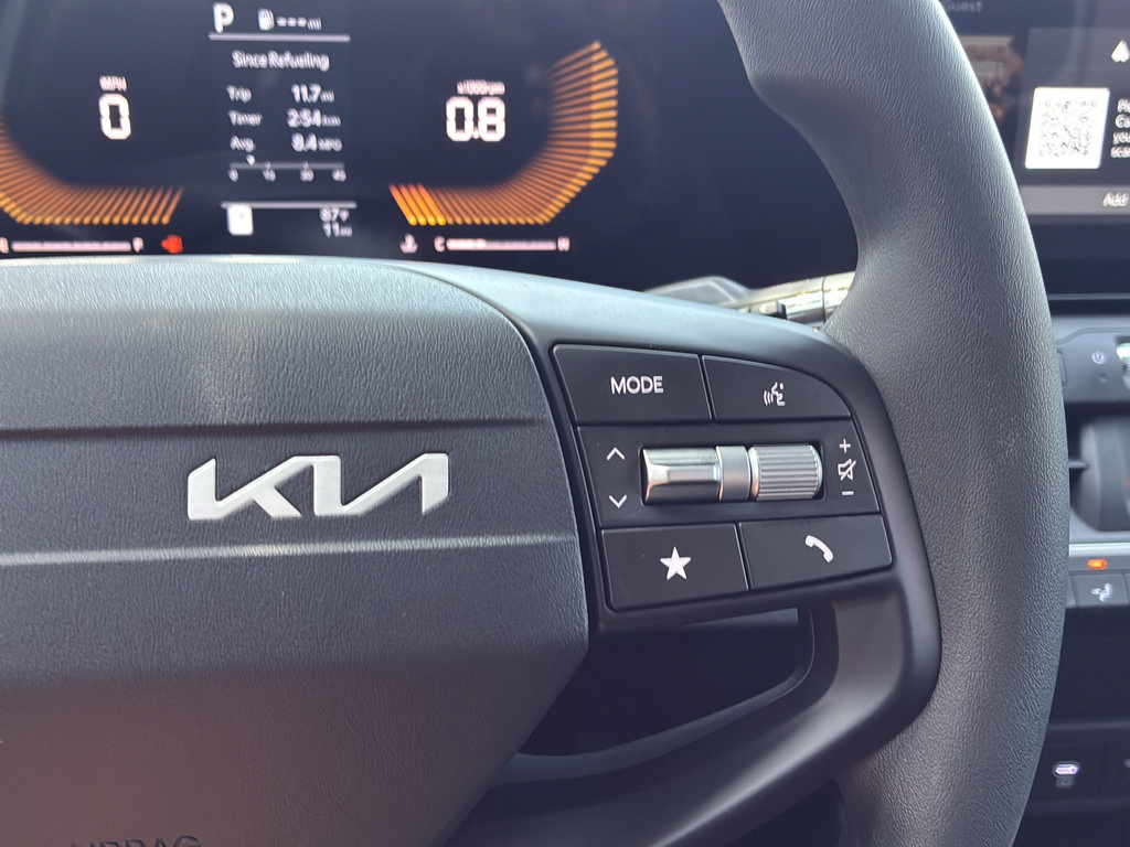 New 2026 Kia K4 FWD image 33