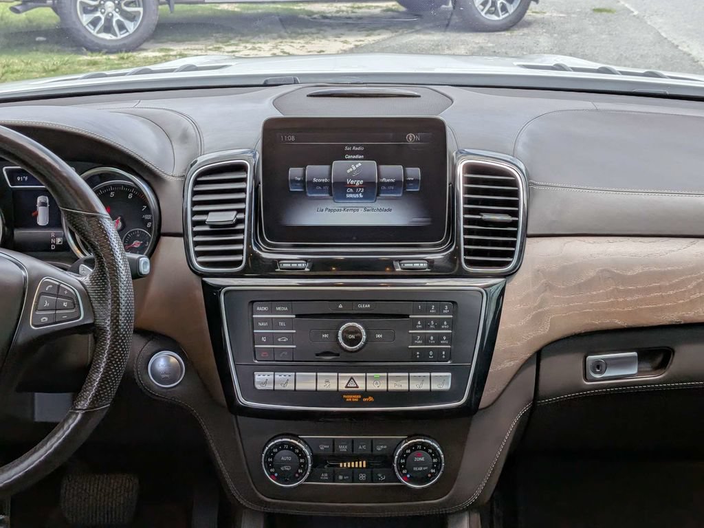 Used 2019 Mercedes-Benz GLS 550 4MATIC image 18