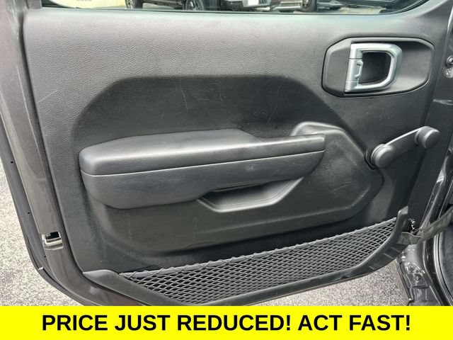 Used 2023 Jeep Gladiator Sport AWD/4WD image 19