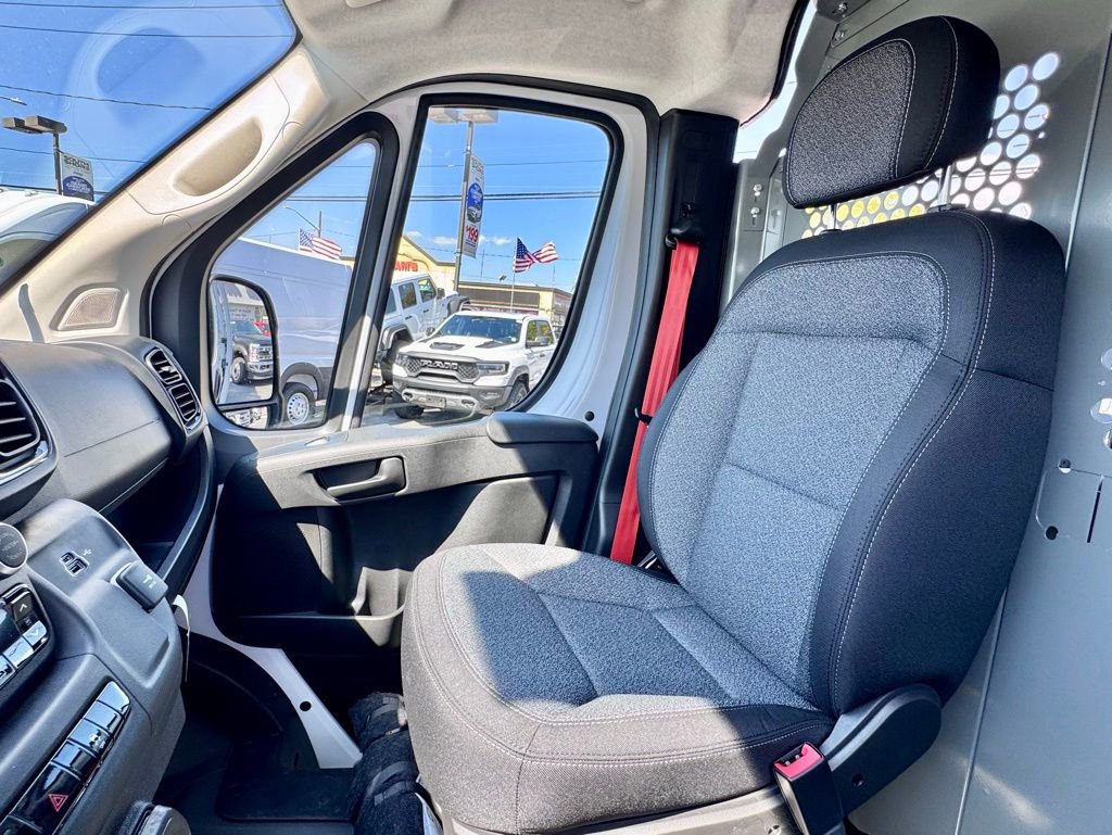 Used 2025 RAM ProMaster 3500 image 18