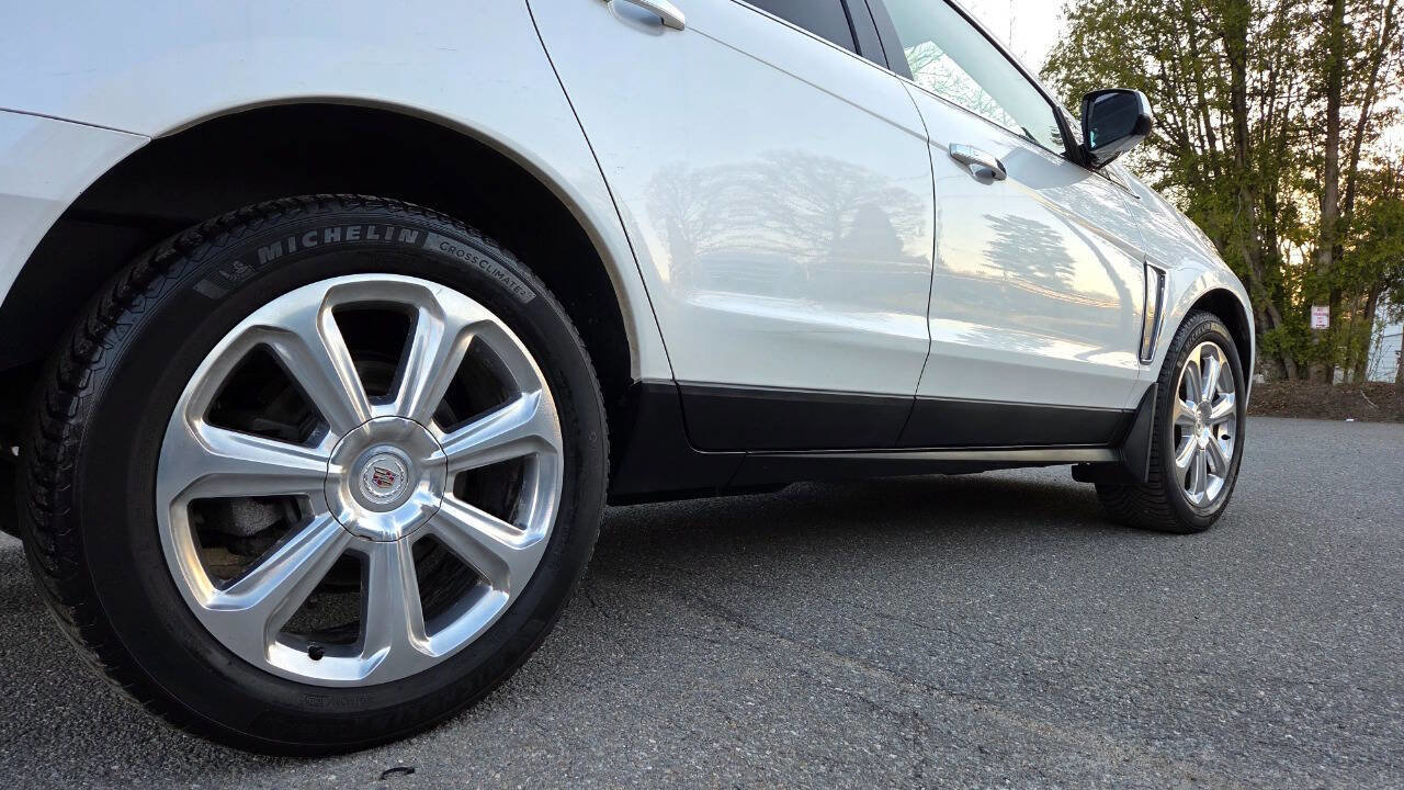 Used 2015 Cadillac SRX Premium AWD/4WD image 14