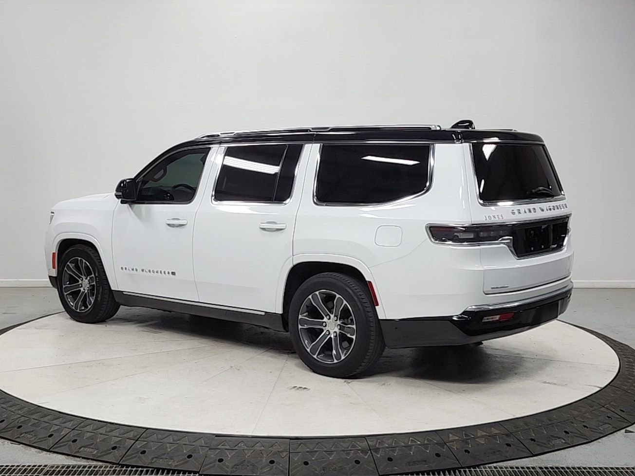 Used 2023 Jeep Grand Wagoneer 4WD image 5