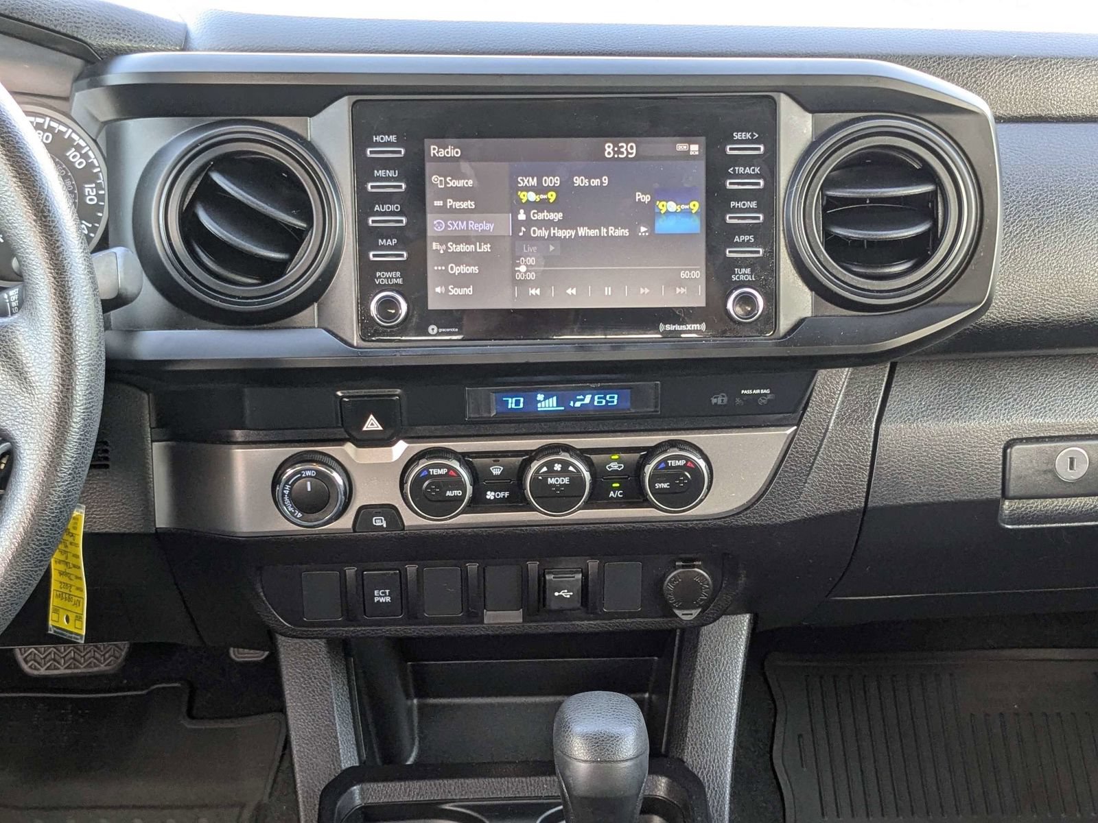 Used 2022 Toyota Tacoma SR AWD/4WD image 18