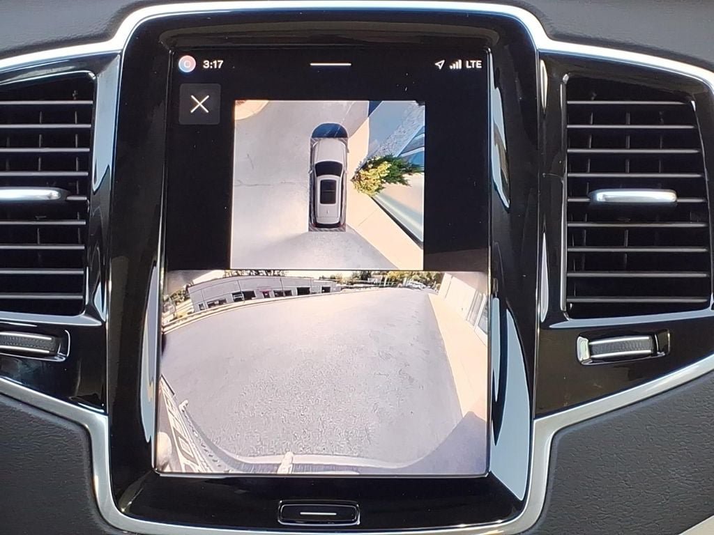 Certified 2024 Volvo XC90 T8 Ultimate w/ Protection Package Premier AWD/4WD image 18