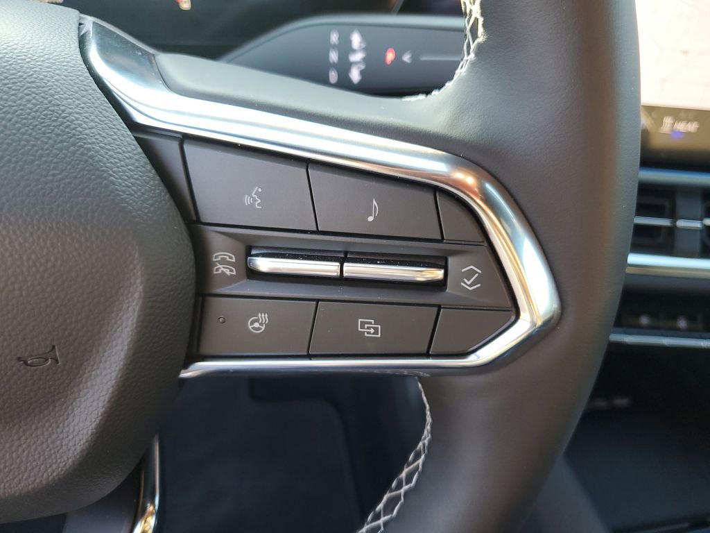 Used 2026 Chevrolet Equinox EV LT image 29