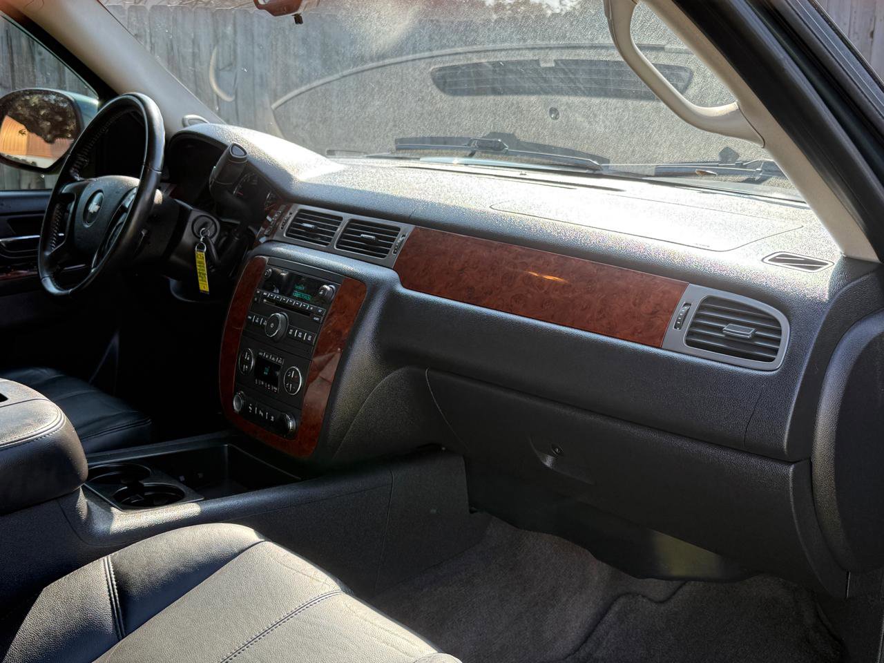 Used 2010 Chevrolet Avalanche LT RWD image 15