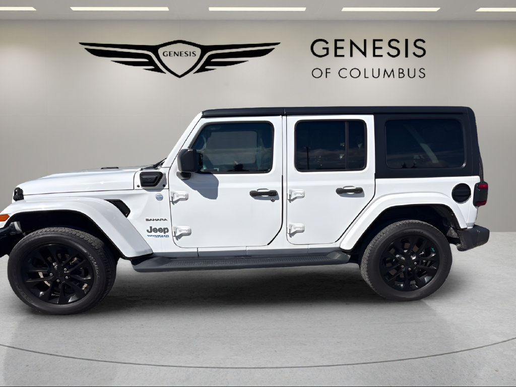 Used 2022 Jeep Wrangler Unlimited Sahara w/ Cold Weather Group AWD/4WD image 2