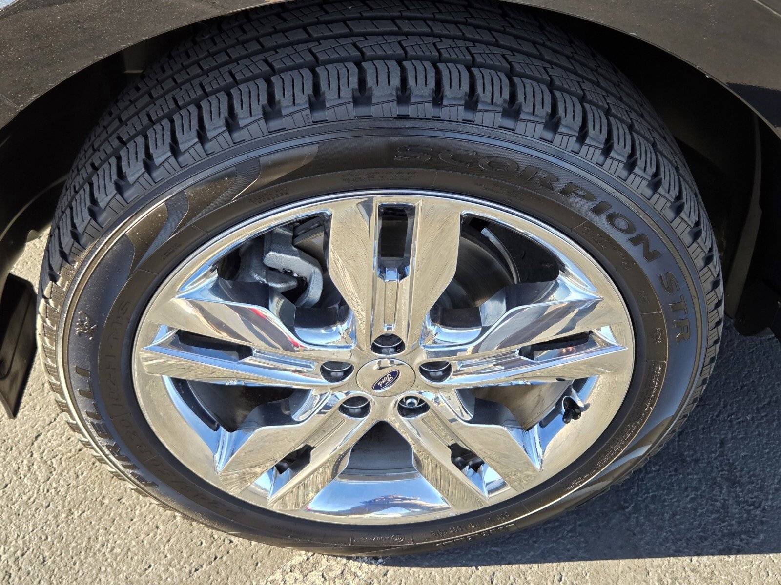 Used 2013 Ford Edge Limited image 9