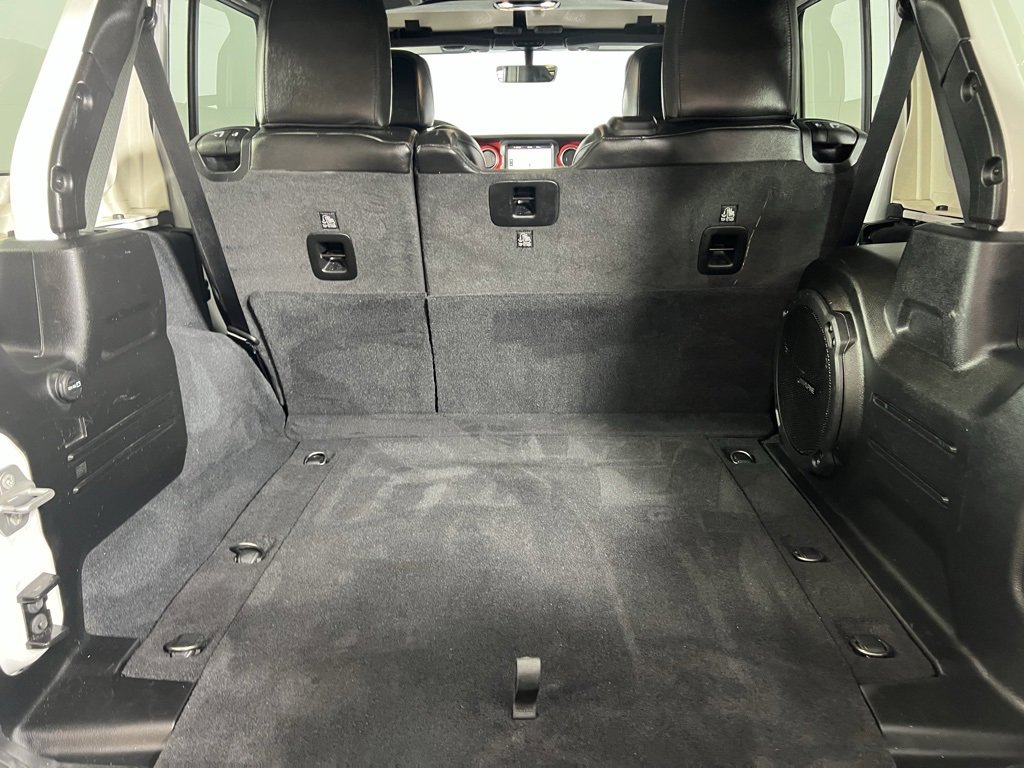 Used 2022 Jeep Wrangler Unlimited Rubicon w/ LED Lighting Group image 30