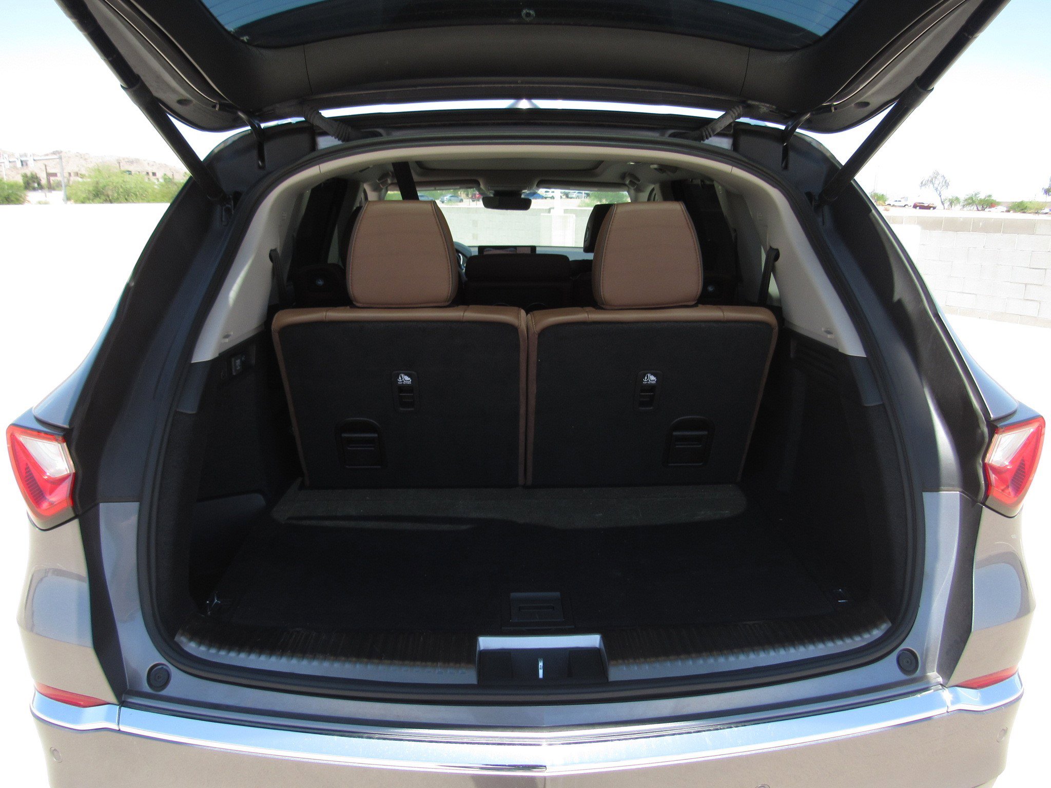 Certified 2024 Acura MDX SH-AWD w/ Advance Package image 13
