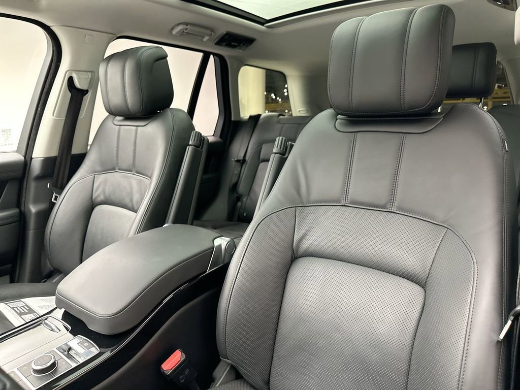 Used 2020 Land Rover Range Rover HSE AWD/4WD image 22