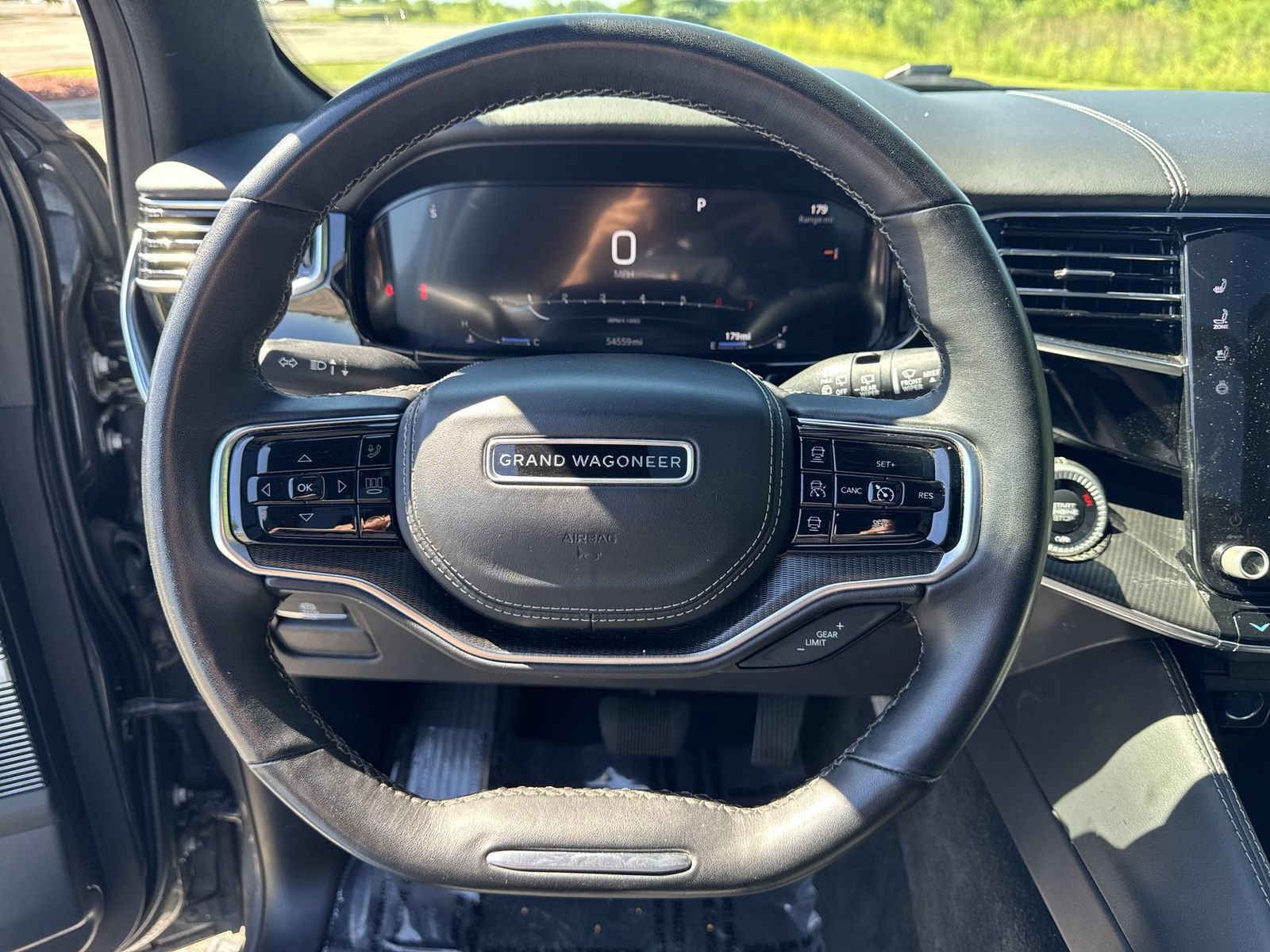 Used 2024 Jeep Grand Wagoneer Series II Obsidian w/ Quick Order Packagew 28T AWD/4WD image 18