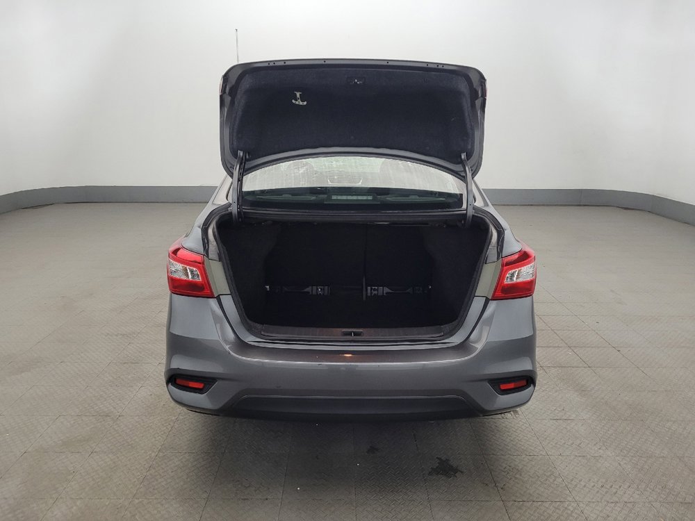 Used 2017 Nissan Sentra S FWD image 29