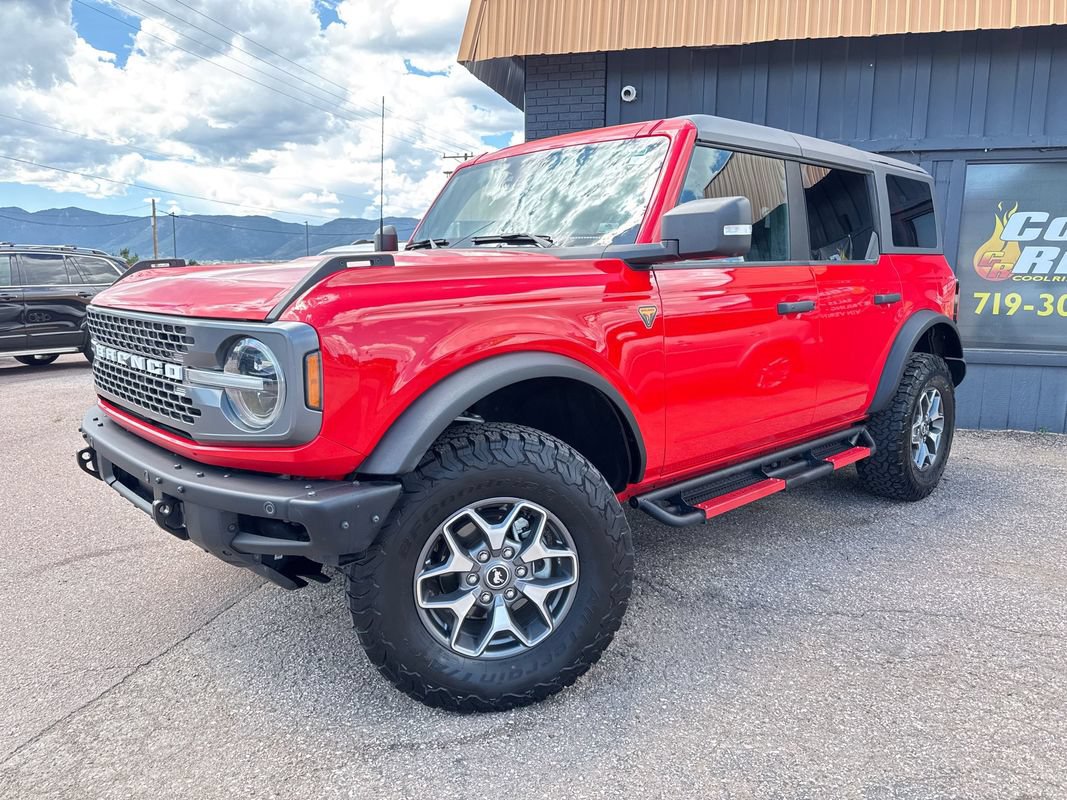Used 2024 Ford Bronco Badlands AWD/4WD image 2