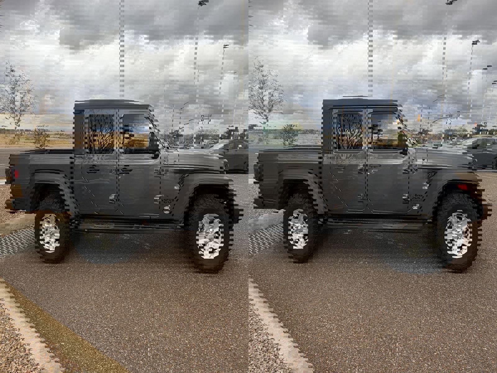 Used 2020 Jeep Gladiator Sport w/ Quick Order Package 24S image 8