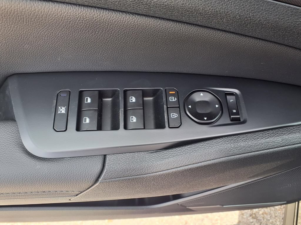 New 2026 Kia Sportage EX w/ EX Panorama Roof Package FWD image 11