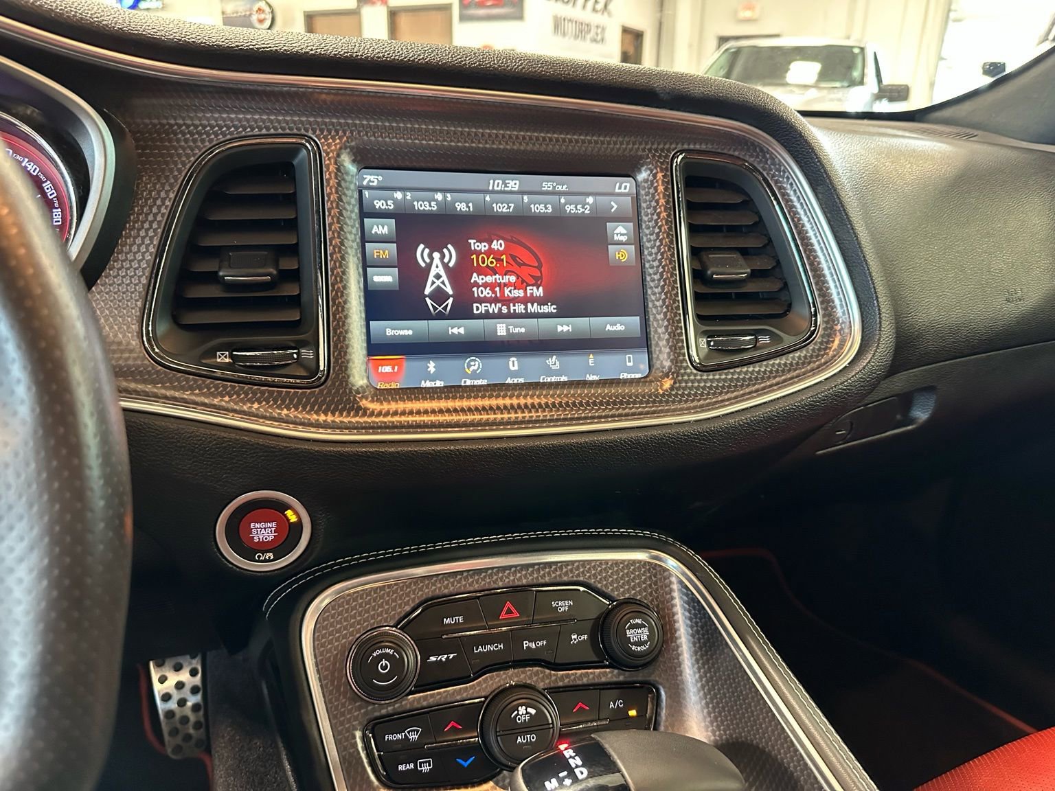 Used 2018 Dodge Challenger SRT Hellcat image 29