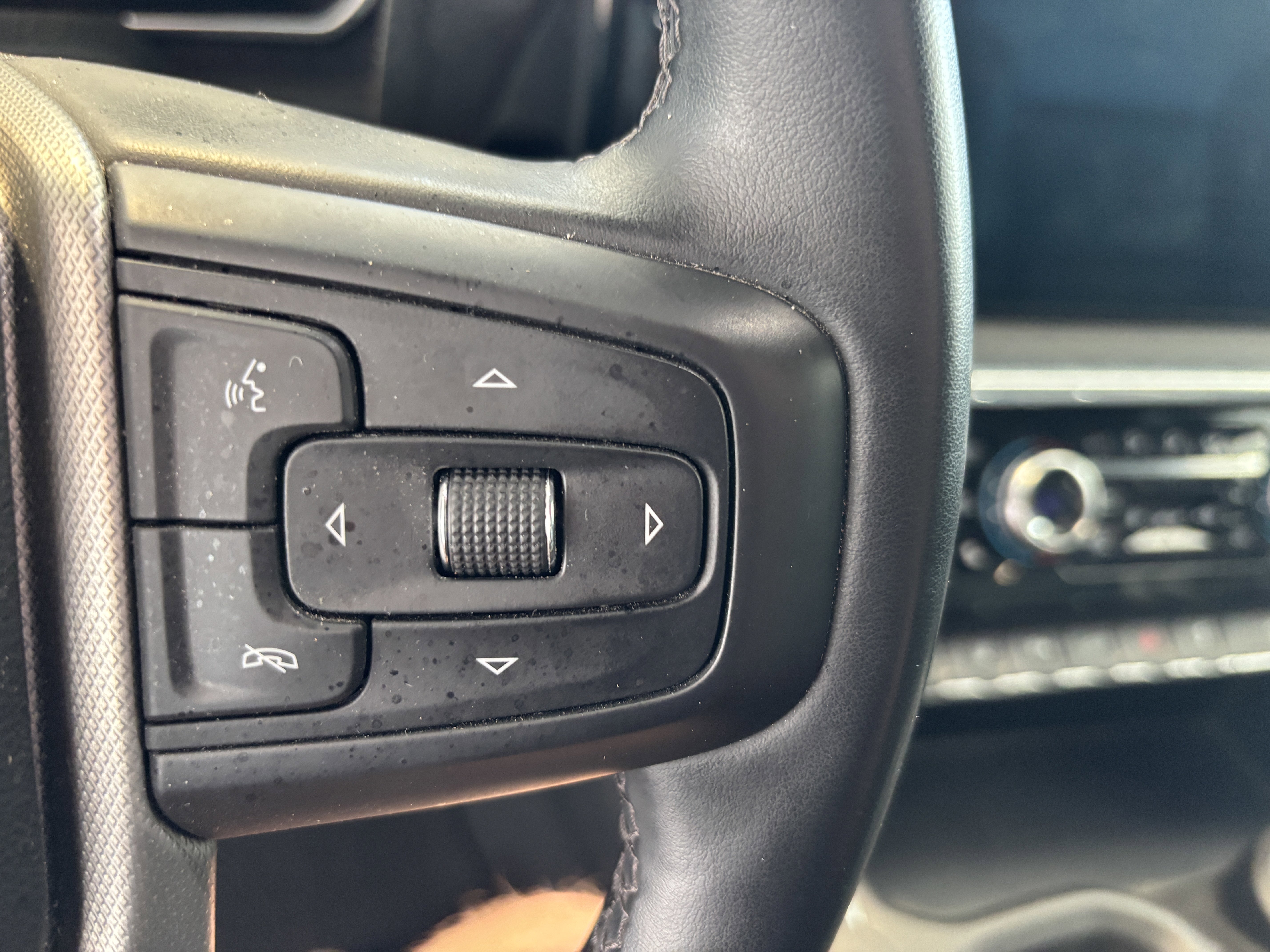 Used 2024 GMC Sierra 2500 Denali w/ Denali Reserve Package image 12