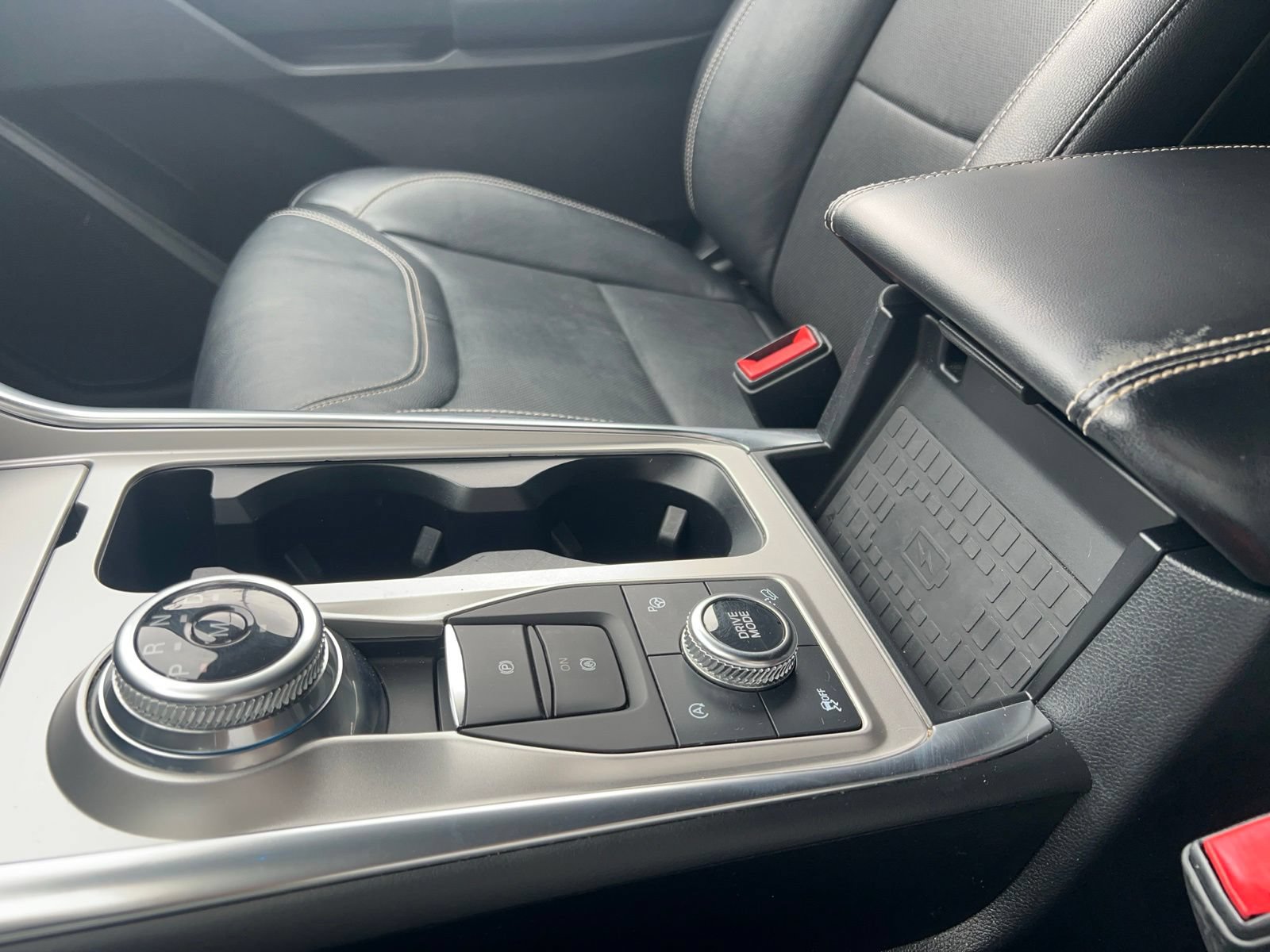 Used 2020 Ford Explorer ST w/ ST High-Performance Pack AWD/4WD image 26